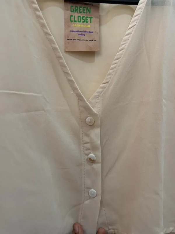 women's short white shrugs