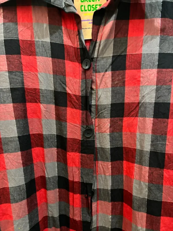 women's check pattern shirt